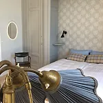 Отель Chateau Haute Roche *
