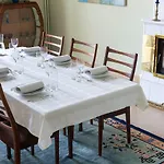 Chateau Haute Roche Hotel *