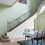 Chateau Haute Roche *