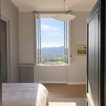 Hotel Chateau Haute Roche *