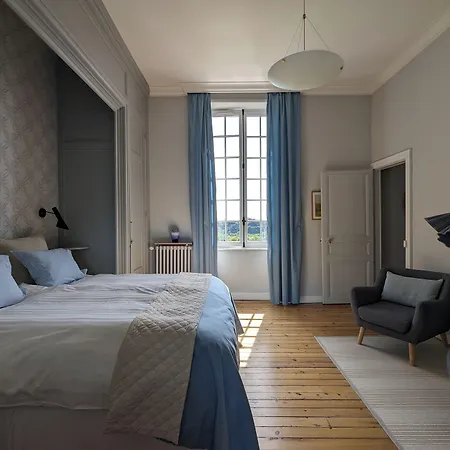 Hotel Chateau Haute Roche