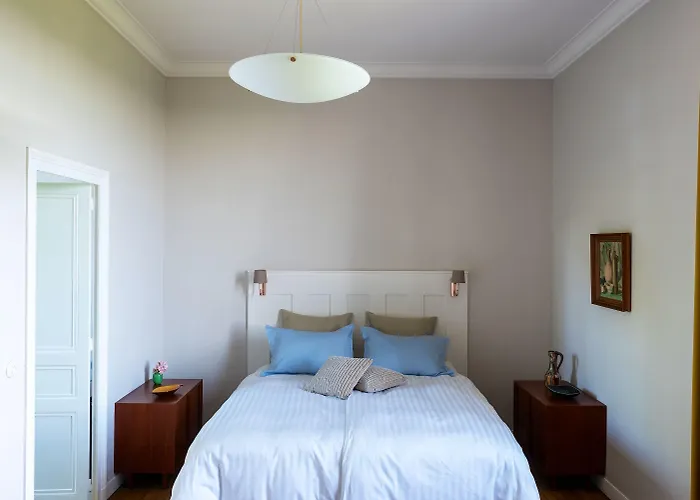 Hotel Chateau Haute Roche *