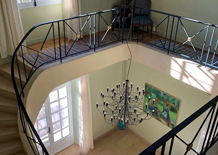 Hotel Chateau Haute Roche