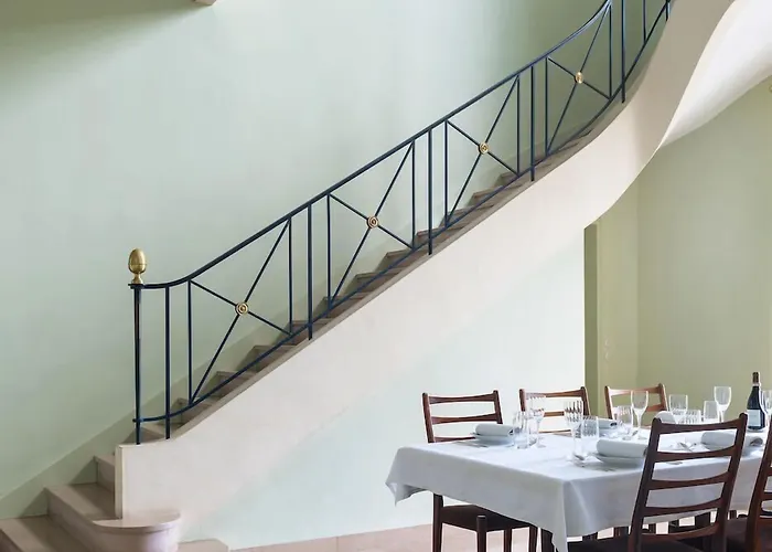 Chateau Haute Roche *